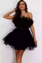 Load image into Gallery viewer, Hot Selling A Line Strapless Short Tulle Homecoming Dress