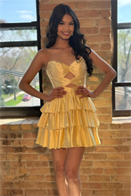 Load image into Gallery viewer, Sparkly A Line Sweetheart Orange Short Homecoming Dress with Beading Keyhole
