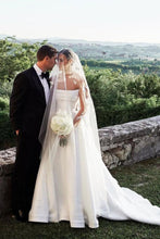 Load image into Gallery viewer, Charming A Line Strapless White Long Wedding Dresses with Split Front