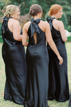 Load image into Gallery viewer, Beauty Sheath Halter Neck Black Long Bridesmaid Dress with Bowknot