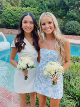 Load image into Gallery viewer, Chic Light Blue Sheath Strapless Short Homecoming Dress