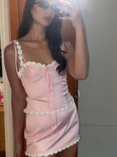 Load image into Gallery viewer, Cute Sheath Spaghetti Straps Pink Short Homecoming Dress with Appliques