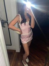 Load image into Gallery viewer, Cute Sheath Spaghetti Straps Pink Short Homecoming Dress with Appliques