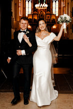 Load image into Gallery viewer, Classic A Line Off the Shoulder White Long Bridal Dress with Ruched