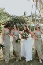 Load image into Gallery viewer, A Line Spaghetti Straps Green Long Bridesmaid Dress with Slit