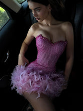 Load image into Gallery viewer, Bling Sheath Sweetheart Pink Short Homecoming Dress with Beading Feather