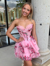 Load image into Gallery viewer, Gorgeous A Line Sweetheart Blue Printed Short Homecoming Dress with Ruffles
