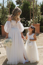 Load image into Gallery viewer, Gorgeous A Line Sweetheart White Long Wedding Dress with Appliques