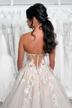 Load image into Gallery viewer, Luxurious A Line Sweetheart Light Champagne Long Prom Dress with Appliques