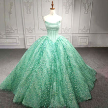 Load image into Gallery viewer, Charming A Line Strapless Light Green Quinceanera Dress with Beading Appliques