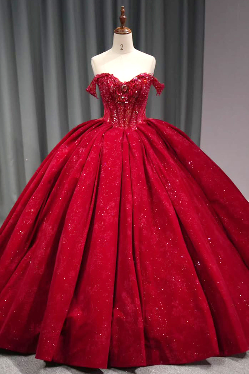 Gorgeous Ball Gown Off the Shoulder Red Quinceanera Dress with Appliques Beading