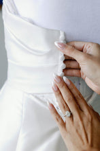 Load image into Gallery viewer, Elegant A Line Strapless White Sating Long Wedding Dress with Split Front