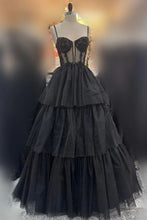 Load image into Gallery viewer, Charming A Line Spaghetti Straps Pink Corset Prom Dress with Appliques