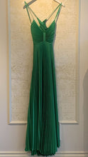 Load image into Gallery viewer, Chic A Line Halter Neck Green Long Prom Dress with Keyhole