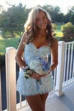 Load image into Gallery viewer, Glamorous A Line Sweetheart White Short Homecoming Dress with Appliques