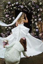 Load image into Gallery viewer, Beauty A Line Square Neck White Bridal Dress with Bowknot