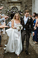 Load image into Gallery viewer, Beauty A Line Square Neck White Bridal Dress with Bowknot