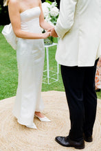 Load image into Gallery viewer, Cute Mermaid Strapless White Satin Floor Length Wedding Dress with Bowknot