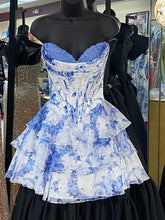 Load image into Gallery viewer, Gorgeous A Line Sweetheart Blue Printed Short Homecoming Dress with Ruffles
