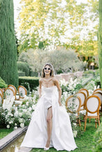 Load image into Gallery viewer, Elegant A Line Strapless White Wedding Dress with Split Front