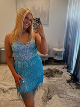 Load image into Gallery viewer, Sparkly Sheath Sweetheart Blue Sequins Short Homecoming Dress with Tassel