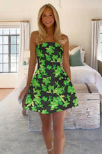 Load image into Gallery viewer, Charming A Line Strapless Light Green Floral Printed Short Homecoming Dress