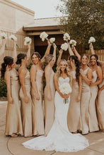 Load image into Gallery viewer, Elegant Mermaid Sweetheart White Corset Wedding Dress with Appliques