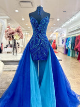 Load image into Gallery viewer, Beautiful Sheath Sweetheart Royal Blue Sequins Short Homecoming Dress with Court Train