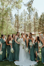 Load image into Gallery viewer, Simple Mermaid Spaghetti Straps White Wedding Dress with Sweep Train