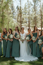 Load image into Gallery viewer, Simple Mermaid Spaghetti Straps White Wedding Dress with Sweep Train