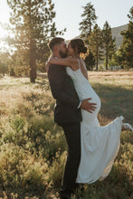 Load image into Gallery viewer, Simple Mermaid Spaghetti Straps White Wedding Dress with Sweep Train