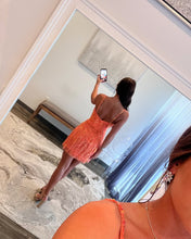Load image into Gallery viewer, Sparkly Sheath Spaghetti Straps Orange Sequins Short Homecoming Dress with Tassel