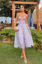 Load image into Gallery viewer, Charming A Line Sweetheart Lilac Tulle Tea Length Party Dress with Appliques