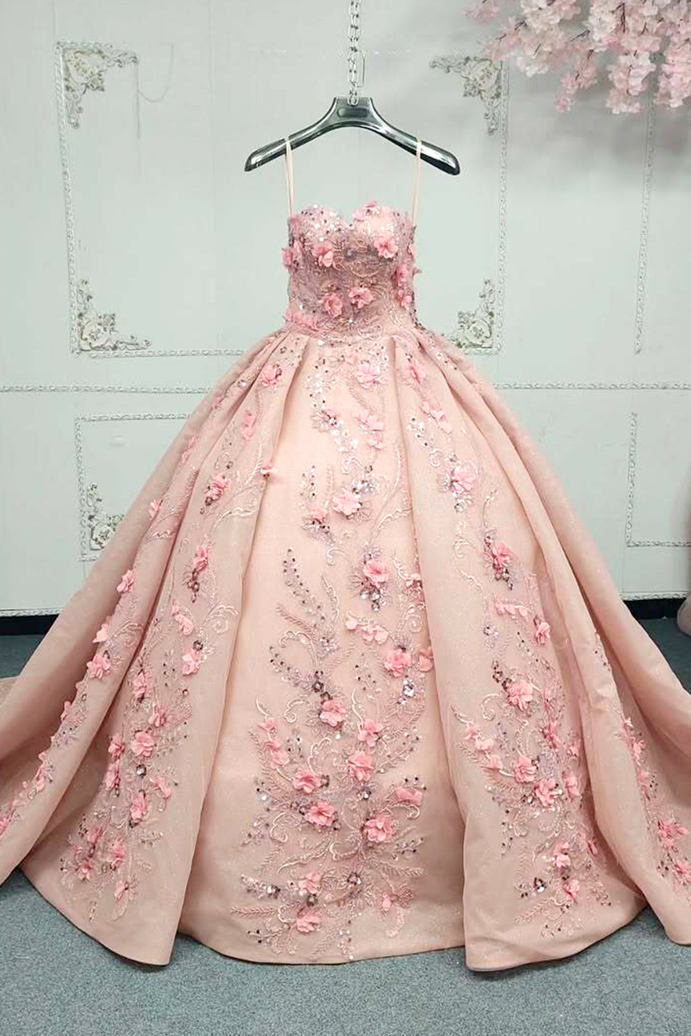 Gorgeous A Line Sweetheart Pink Ball Gown Quinceanera Dress with Appliques Flowers