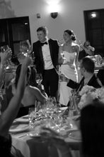 Load image into Gallery viewer, Classic Mermaid Strapless White Corset Wedding Party Dress