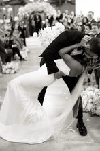 Load image into Gallery viewer, Elegant Mermaid Strapless White Long Wedding Dress with Button Up