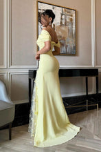 Load image into Gallery viewer, Elegant Mermaid Off the Shoulder Yellow Party Dress with Split Front