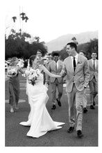 Load image into Gallery viewer, Elegant Mermaid Strapless White Satin Long Wedding Dress with Bowknot