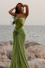Load image into Gallery viewer, Hot Mermaid Sweetheart Green Long Party Dress with Ruffles