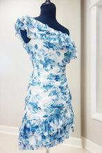 Load image into Gallery viewer, Chic Sheath One Shoulder Pink Foral Printed Short Homecoming Dress with Ruffles
