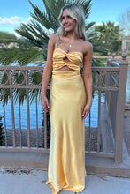 Load image into Gallery viewer, Simple Sheath Sweetheart Blue Long Prom Dress with Keyhole