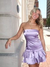 Load image into Gallery viewer, Cute Sheath Strapless Lilac Satin Short Homecoming Dress with Ruffles