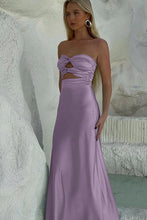 Load image into Gallery viewer, Simple Sheath Sweetheart Blue Long Prom Dress with Keyhole