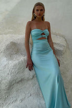 Load image into Gallery viewer, Simple Sheath Sweetheart Blue Long Prom Dress with Keyhole