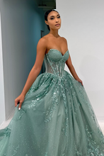 Load image into Gallery viewer, Beautiful A Line Sweetheart Green Corset Prom Dress with Appliques