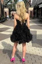 Load image into Gallery viewer, Black A-Line Strapless Short Tulle Homecoming Dress With Ruffle