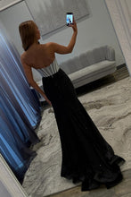 Load image into Gallery viewer, Luxurious Mermaid Strapless Black Corset Prom Dress with Beading