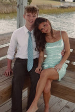 Load image into Gallery viewer, Bling Sheath Spaghetti Straps Light Green Sequins Short Homecoming Dress