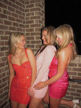 Load image into Gallery viewer, Bling Sheath Sweetheart Red Short Homecoming Dress with Beading