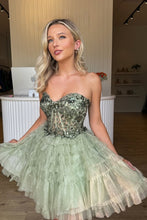 Load image into Gallery viewer, Well-tailored A Line Sweetheart Mint Green Tulle Corset Homecoming Dress with Appliques